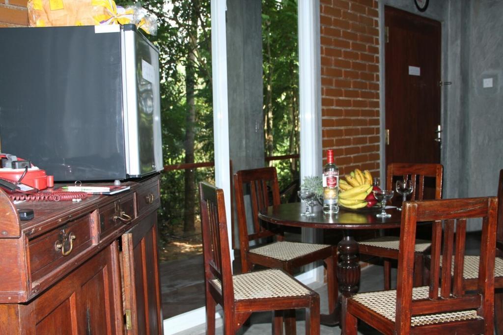 Executive Residency Retreat Villa Hikkaduwa Exterior photo